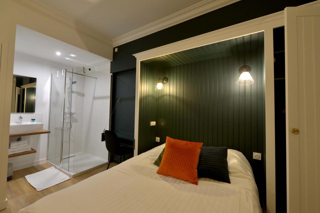 Le Tiburon Hotel 3*